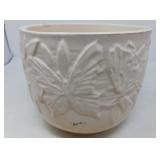 VINTAGE POTTERY PLANTER BUTTERFLIES 6.5' X 7.5'