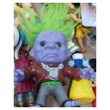 LARGE JACKPOT OF NOVELTY CHARACTERS / FIGURES