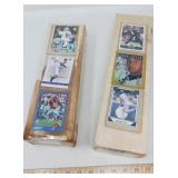 SPORTS TRADING CARDS LOT / MIXED TYPES