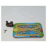 VINTAGE MECHANICAL WIIND-UP TIN TRAIN SET