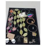 ASSORTED JEWELRY ITEMS