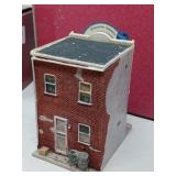 VINTAGE HALLMARK COLLECTIBLES / 2 PCS