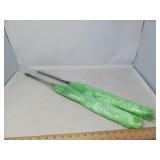 HOUSEHOLD HELPERS / BRIGHT GREEN DUSTERS / 2