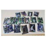 SPORTS TRADING CARDS  /BASKETBALL  / 21 PCS
