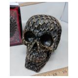 GOTHIC DECOR / SKULL / NEW