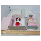 MADAME ALEXANDER COLLECTIBLE DOLLS / 2