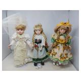 VINTAGE PORCELAIN DOLLS / 3 PCS