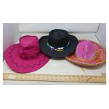NEW / SPECIALTY HATS / 3 PCS