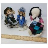 3 DOLLS