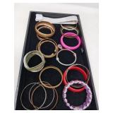 BANGLES AND BANGLES!! JEWELRY LOT