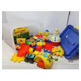 MIXED TOYS LOT