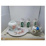 HOME DECOR LOT / VASES & PITCHER+