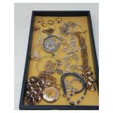 JEWELRY+