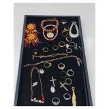 RINGS / PENDANTS & OTHER JEWELRY THINGS