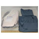 NEW / CLOTHING AND PET BED
