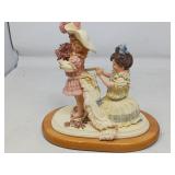 COLLECTIBLE PORCELAIN FIGURES / VINTAGE / 5 PCS