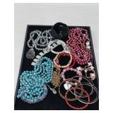 BEADS & BANGLES JEWELRY LOT