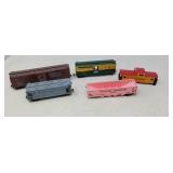5 MODEL RAILROAD CARS