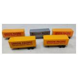 5 UNION PACIFIC TRANSPORT TRAILERS MODEL RAILROAD