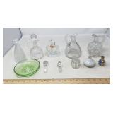 VINTAGE GLASSWARE LOT / MIXED ITEMS
