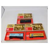 HO SCALE MODEL RAILROAD KITS & ACCESSORIES / 3 PCS