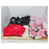 LADIES CLOTHING LOT / 5 ITEMS