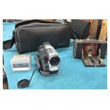 EASTMAN KODAK FOLDING POCKET BROWNIE CAMERA++