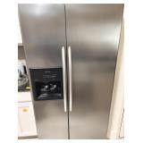 KITCHEN AID FRIDGE WITH ICEMAKER