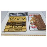 7 PCS VINTAGE LICENSE PLATE AND SIGNS
