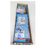 MIXED BASEBALL / FOOTBALL / TRADING CARDS
