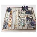 MIXED JEWELRY LOT