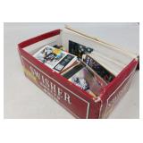CIGAR BOX OF SPORTS TRADING CARDS / MIXED