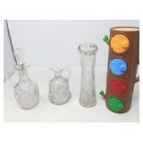 3 GLASS PIECES, 4 TOY TREE CASES