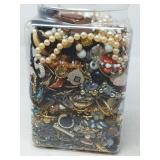 9' JAR OF CRAFTJEWELRY