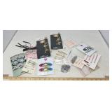 MIXED LOT OF HAIR ACCESSORIES / NOS