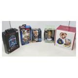 ELVIS COLLECTIBLE  LOT