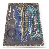 BEADS / BRACELETS, ETC / JEWELRY LOT