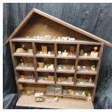 VINTAGE HOUSE-SHAPED CURIO DISPLAY++
