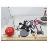 MIXED LOT OF PREOWNED KITCHEN MISC