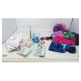 MIXED LOT OF DOLL ACCESSORIES