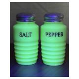Jeannette Beehive Jadeite Uranium S&P Shakers