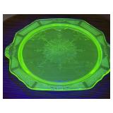 11 Inch Uranium Glass Serving Platter/Trivet