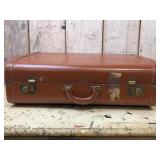 Vintage Lincoln Zephyrweight Suitcase