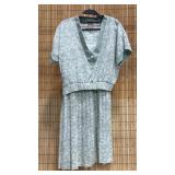 Russ Petites Size 8 Ladies Skirt and Blouse