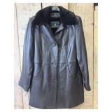 Ladies Size Medium London Fog Leather Jacket