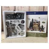 Dickensï¿½ Village Beckinghamï¿½s Candles Miniature