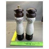 Large Pillar Salt And Pepper Shakers