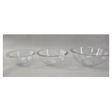 Vtg Pyrex Nesting Mixing Bowl Set (322- 323-325)