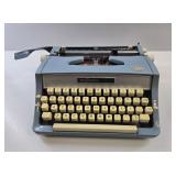 Brother Majestic 800 Blue Portable Typewriter
