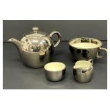Grayï¿½s Pottery Silver Lustre Tea Service